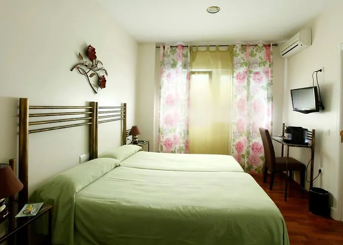 Hostal Paris