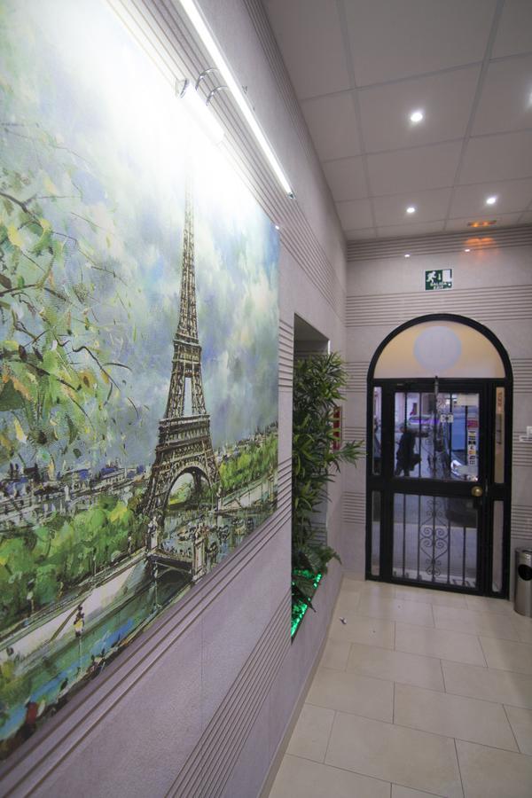 Paris Pensión 2*
